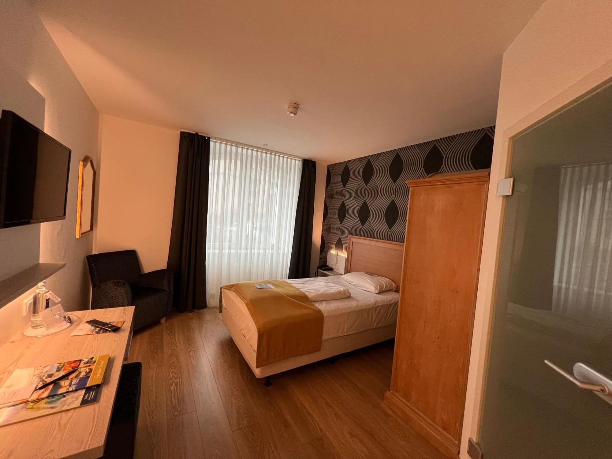 Hotel Am Muehlenteich Schwelm Eksteriør billede